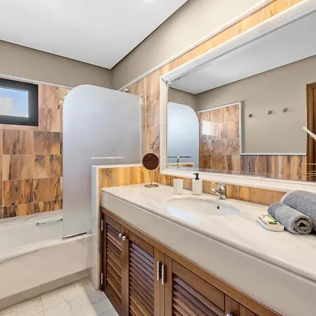 Alana - Vacaciones Y Relax 普拉亚布兰卡