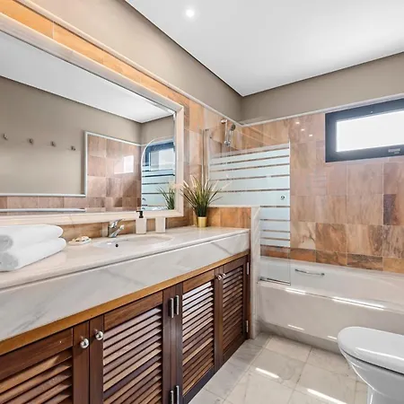 Alana - Vacaciones Y Relax 普拉亚布兰卡